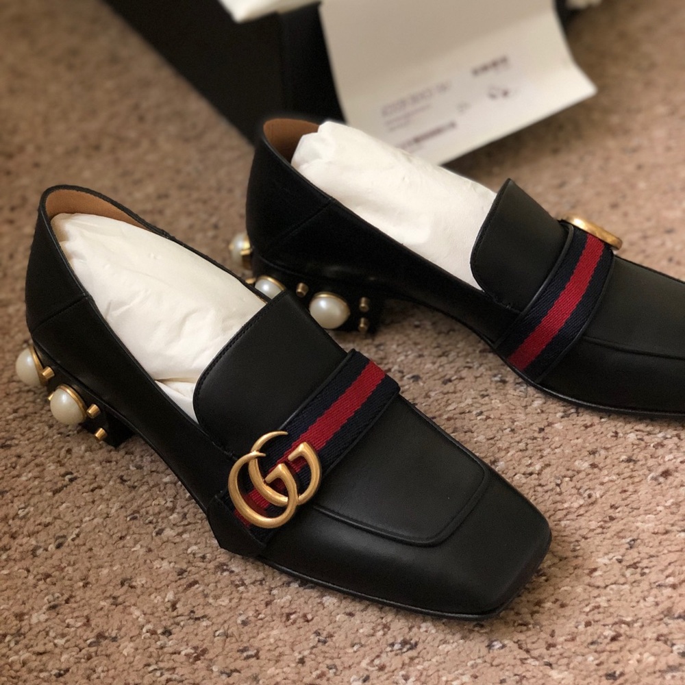 Gucci pearl loafers size 37.5